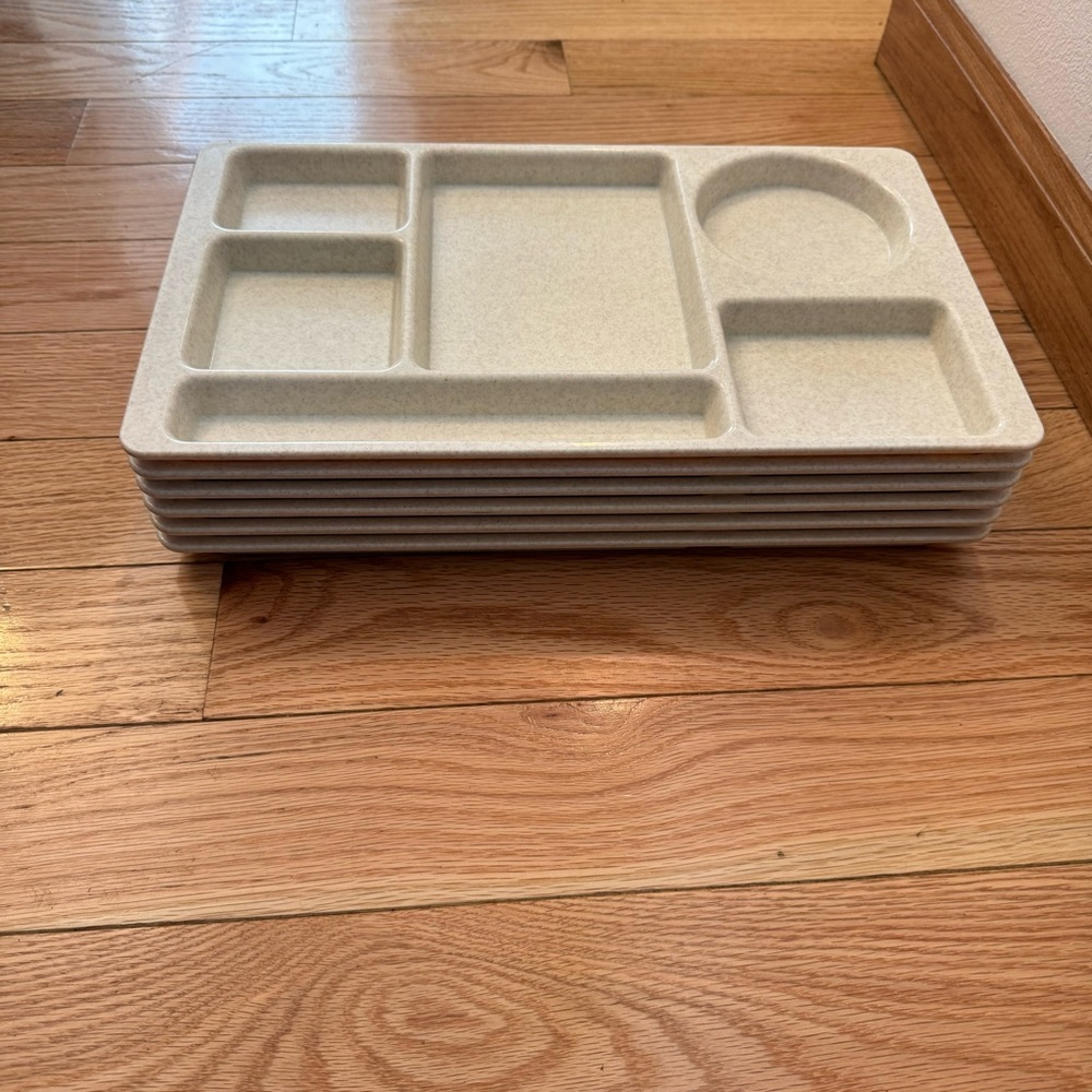 PROLON MELAMINE CAFETERIA TRAYS 6 COMPARTMENTS MADE IN U.S.A. LOT OF 6